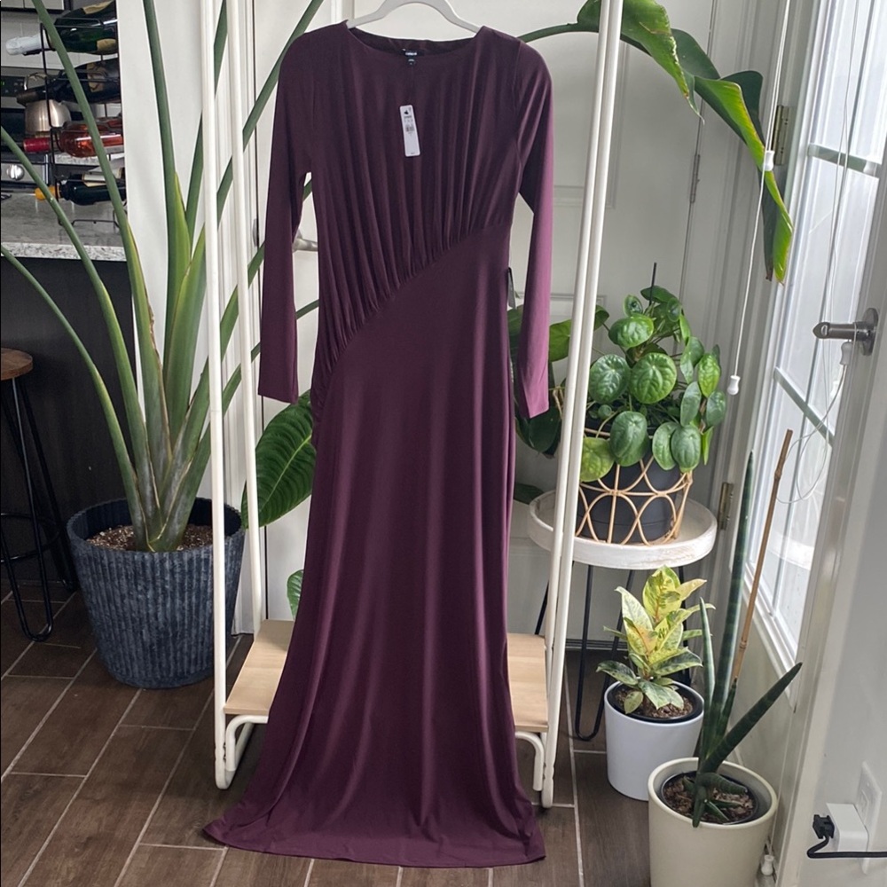 π© SOLD - Express Pleated Long Sleeve Cocktail Gown - Picture 1 of 7